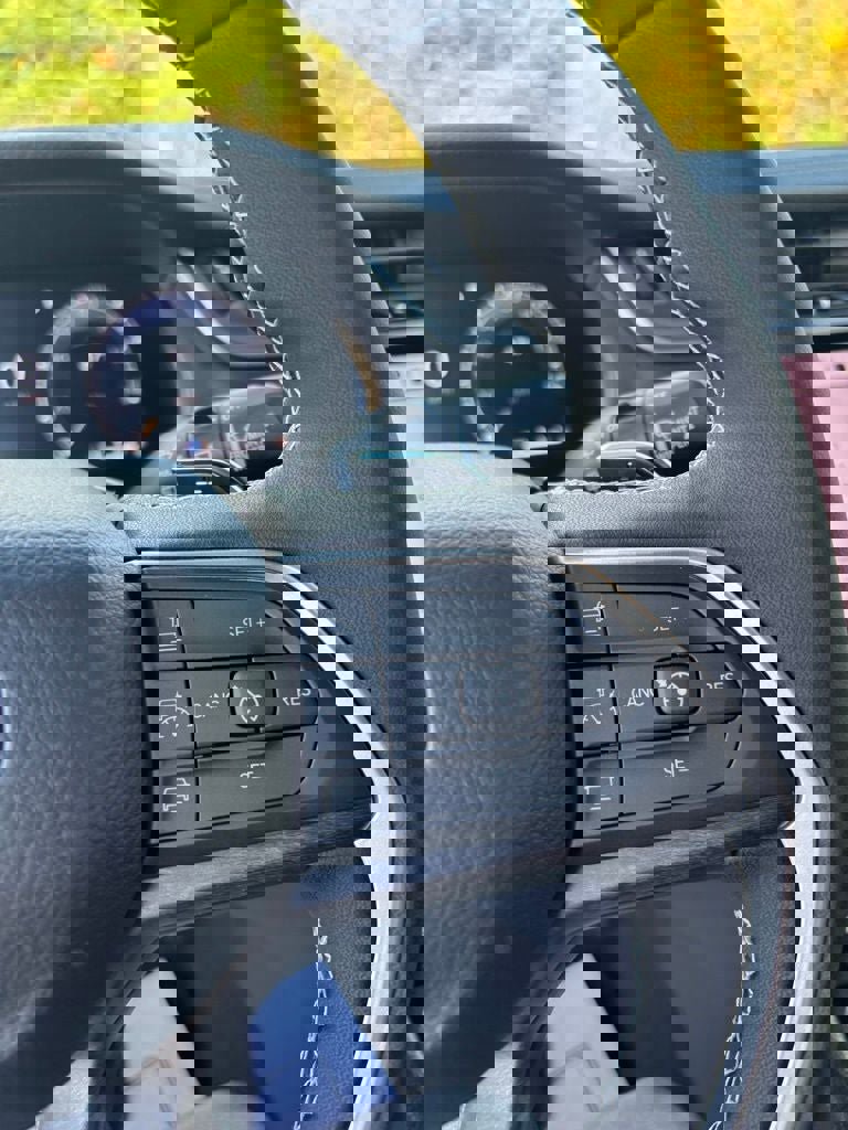 New 2025 Jeep Grand Cherokee Limited w/ Black Appearance Package image 13