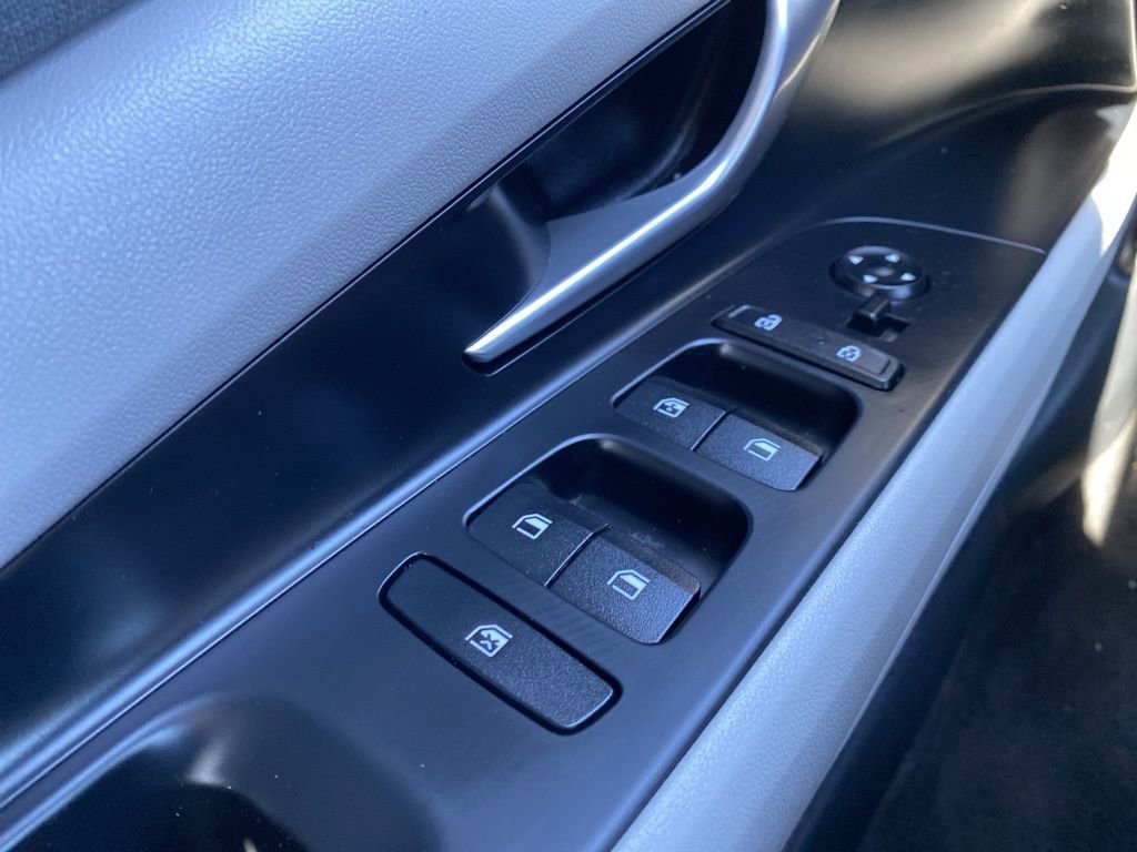 Certified 2022 Hyundai Elantra Limited w/ Cargo Package image 26