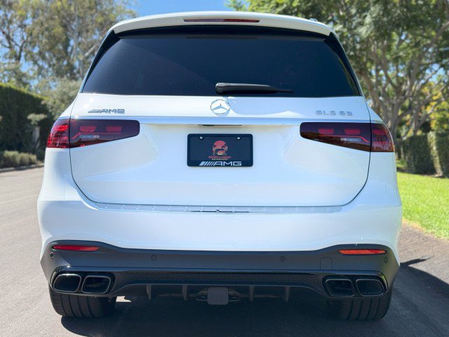 Used 2025 Mercedes-Benz GLS 63 AMG 4MATIC image 4