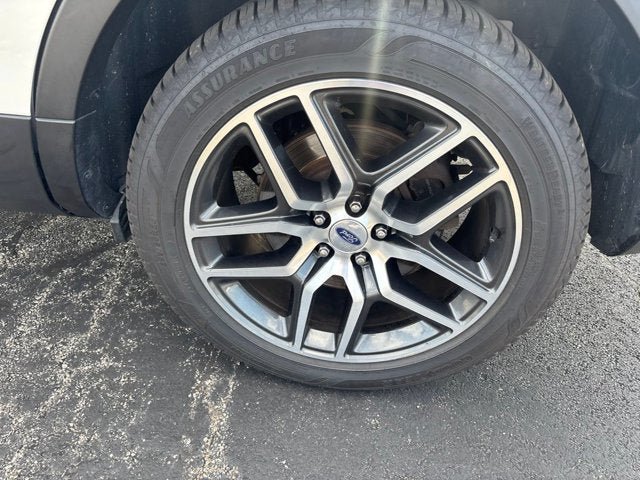 Certified 2018 Ford Explorer Sport w/ Equipment Group 401A AWD/4WD image 18