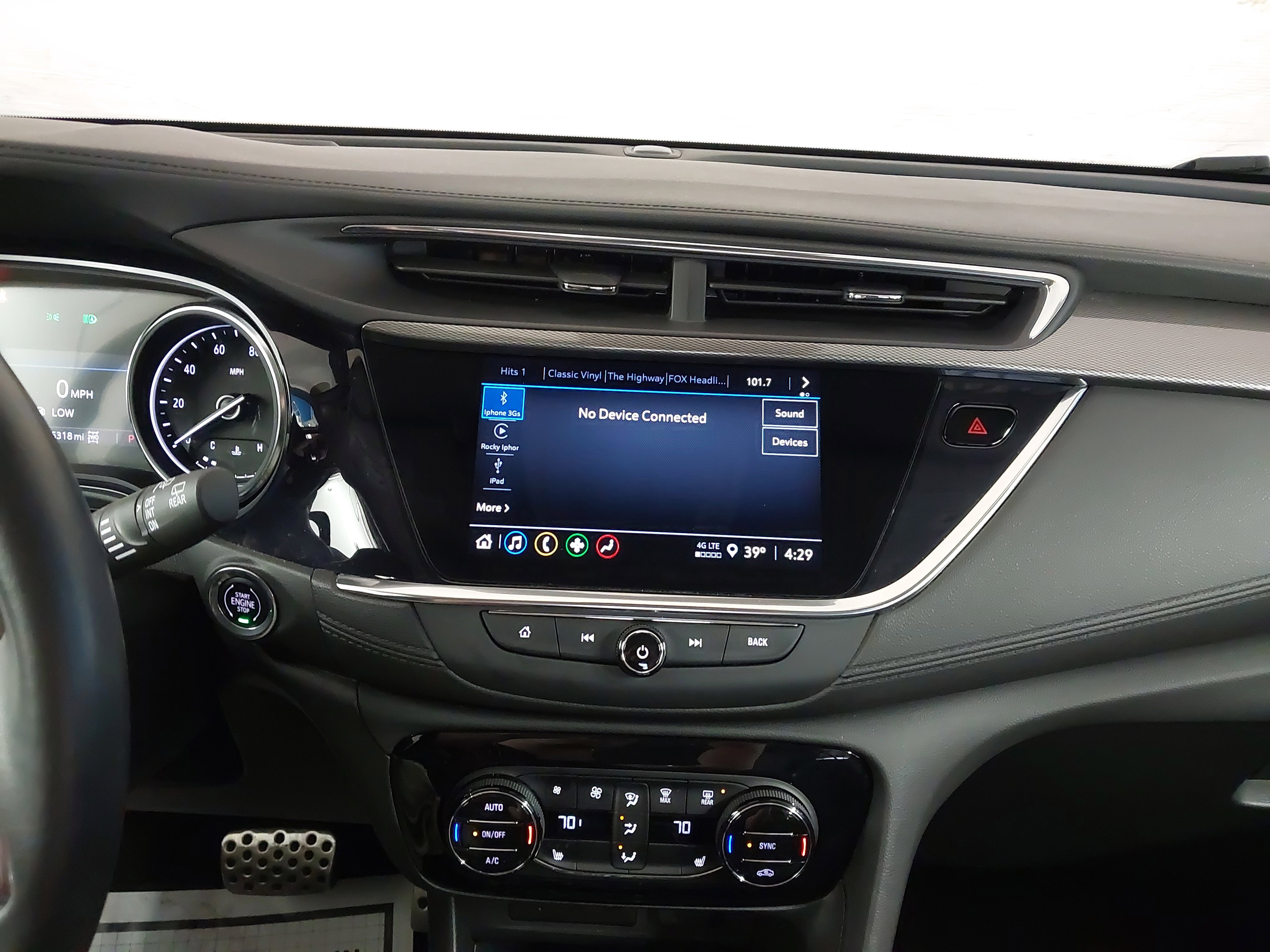 Used 2023 Buick Encore GX Select w/ Sport Touring Package image 21