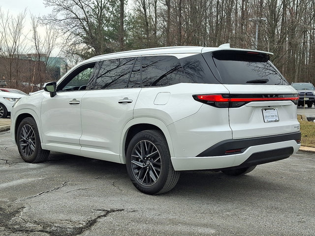 Used 2024 Lexus TX 350 AWD image 4
