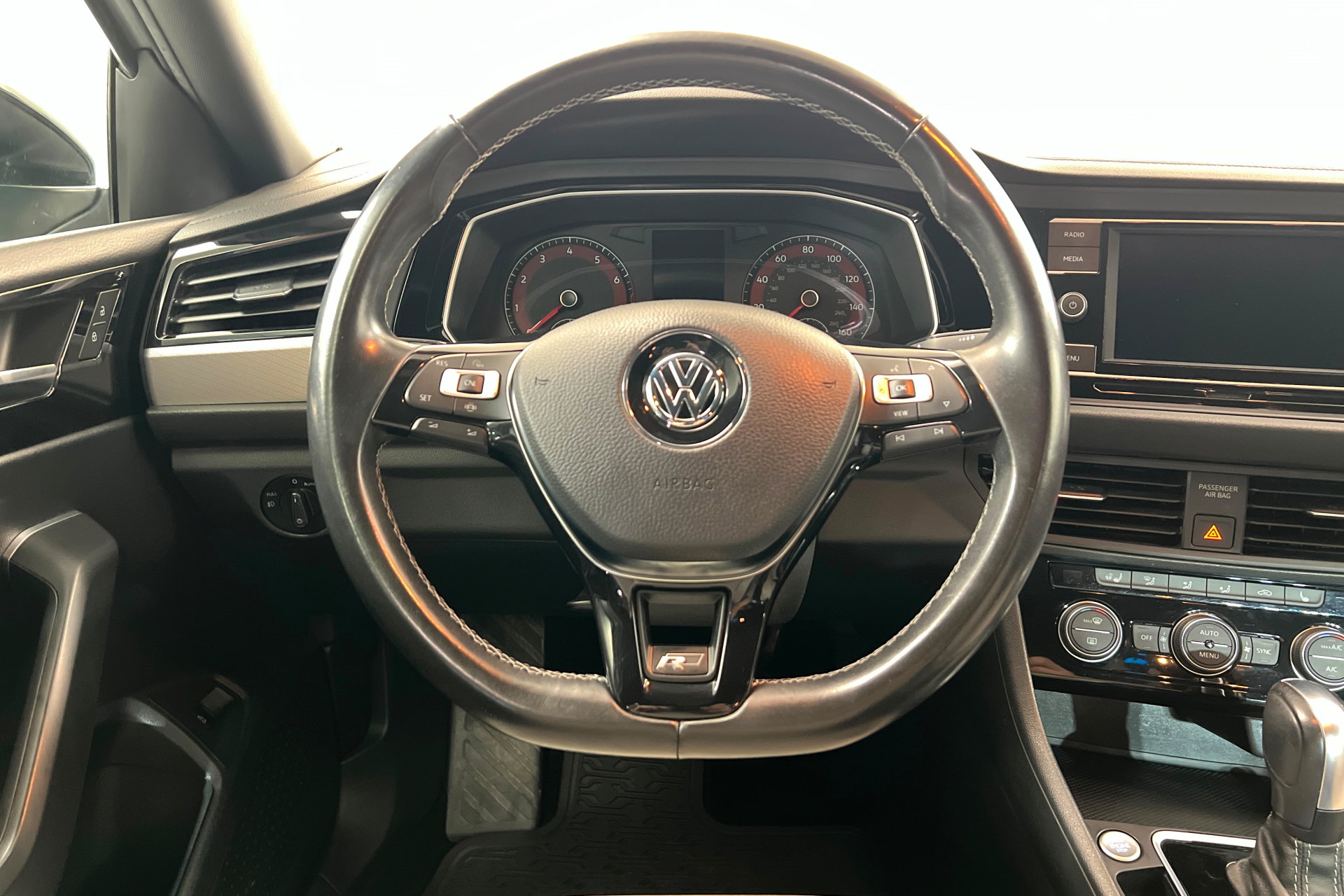 Used 2020 Volkswagen Jetta R-Line w/ R-Line Cold Weather Package FWD image 12