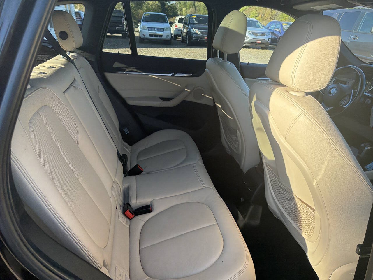 Used 2017 BMW X1 xDrive28i AWD/4WD image 16