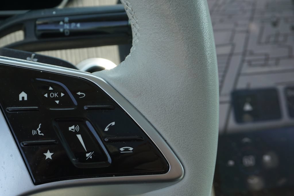 Certified 2023 Mercedes-Benz EQE 500 4MATIC SUV image 28