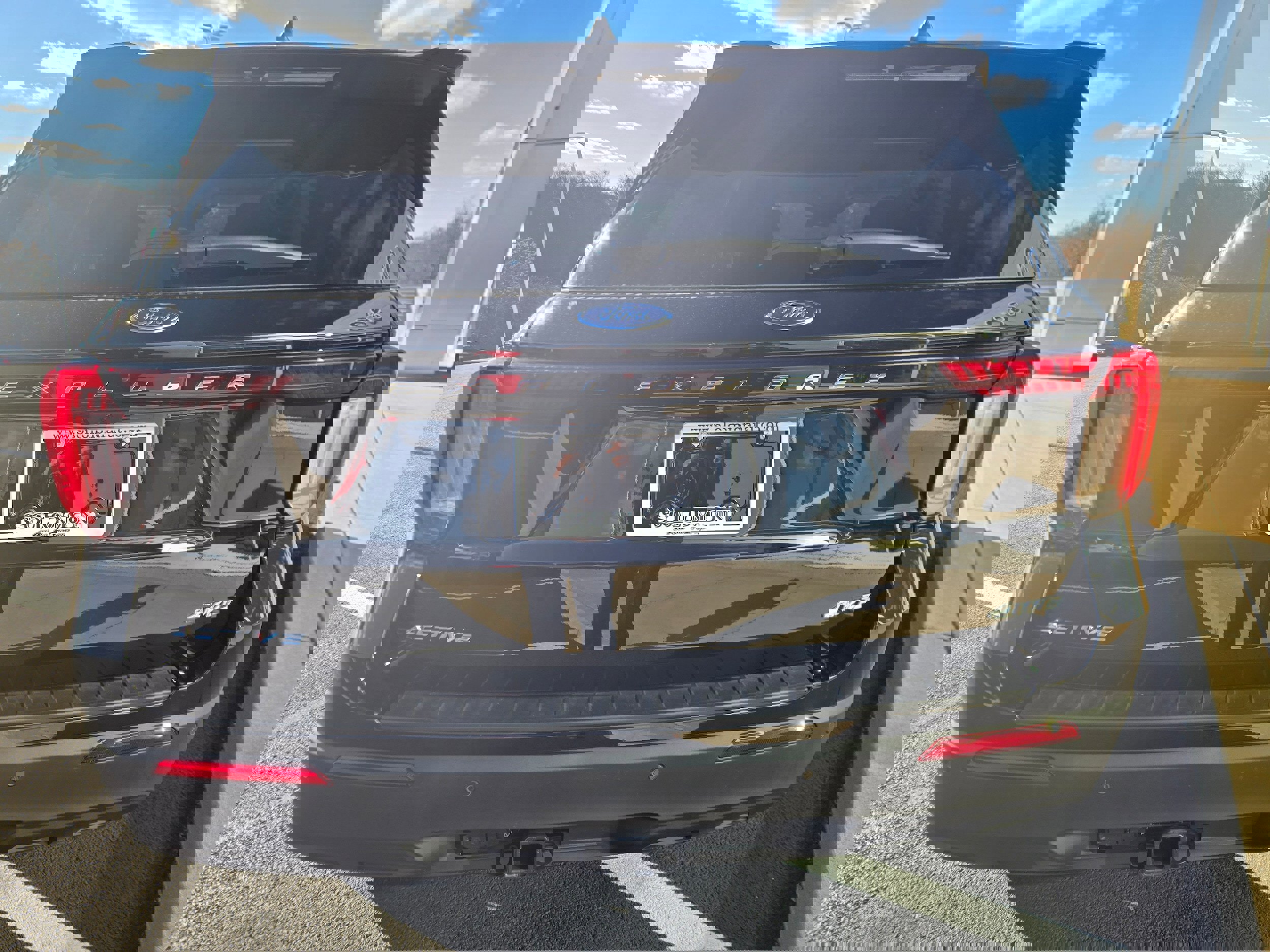 New 2026 Ford Explorer Active image 6