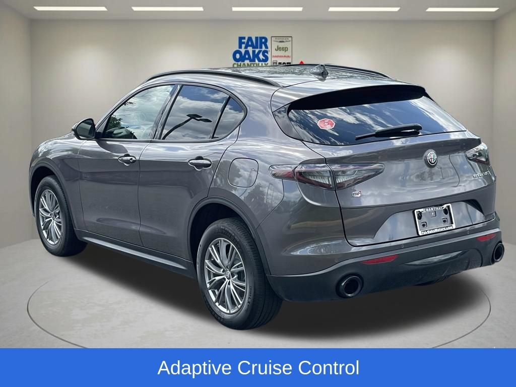 Used 2024 Alfa Romeo Stelvio Sprint AWD/4WD image 9