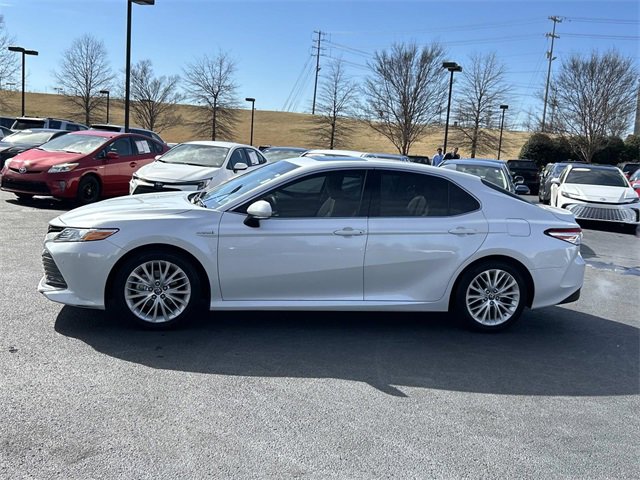 Used 2018 Toyota Camry XLE image 7