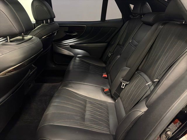 Used 2019 Lexus LS 500 w/ Interior Upgrade Package image 28