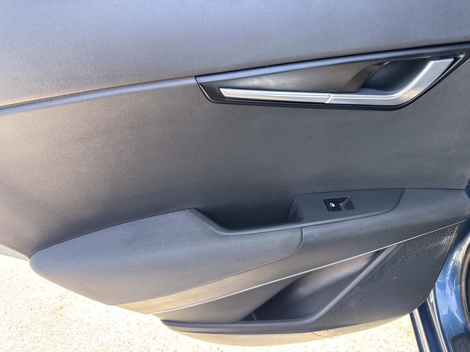 Used 2023 Kia Niro Wind image 9