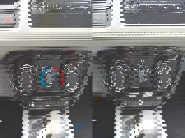 Used 2017 Honda HR-V LX image 17