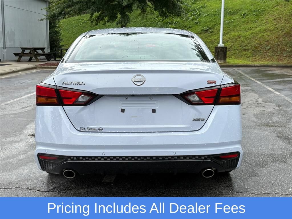 Used 2024 Nissan Altima 2.5 SR w/ SR Premium Package AWD/4WD image 6
