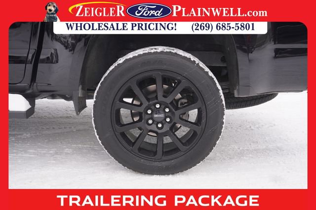 Used 2022 GMC Canyon Denali w/ Denali Black Edition Package image 5