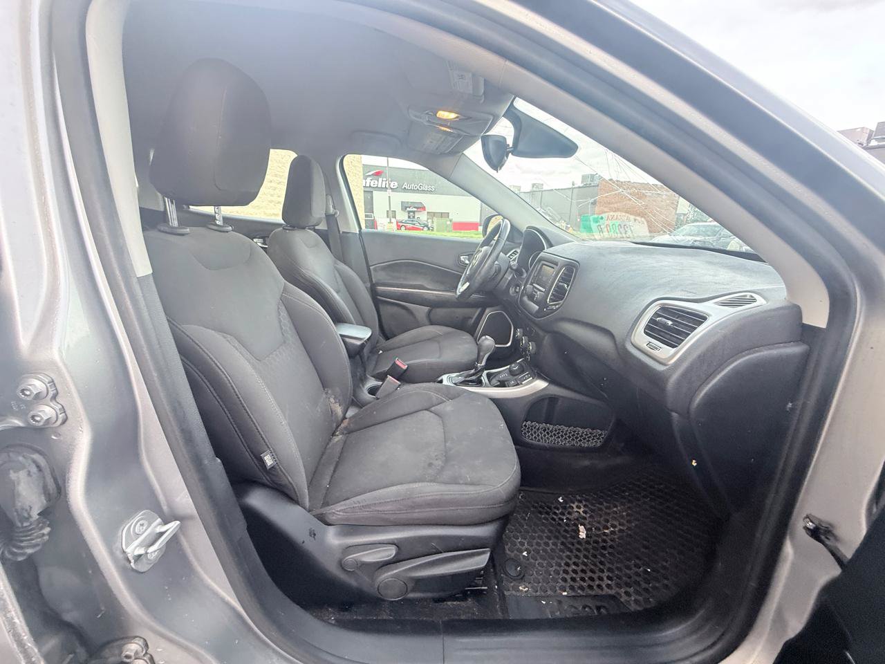 Used 2018 Jeep Compass Sport w/ Cold Weather Group AWD/4WD image 10