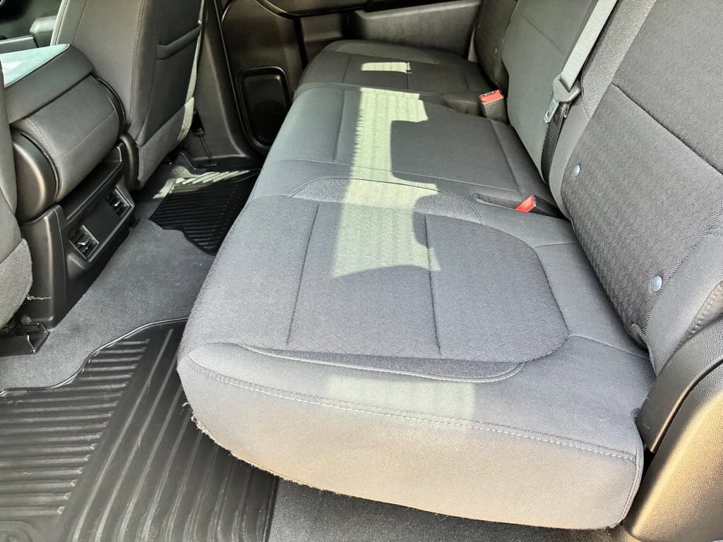 Used 2022 Chevrolet Silverado 1500 Custom w/ Safety Confidence Package RWD image 9