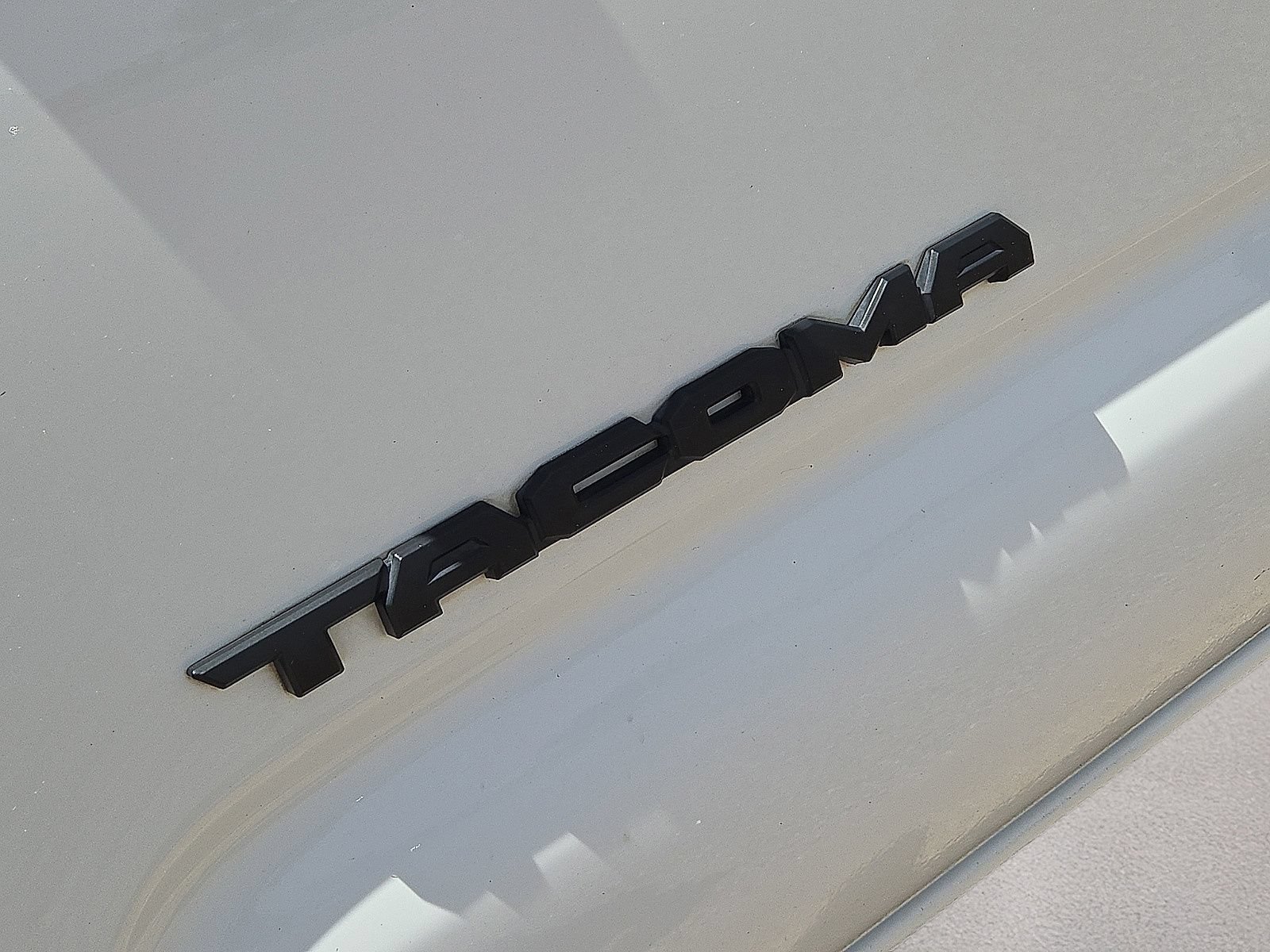 Used 2021 Toyota Tacoma SR5 RWD image 11