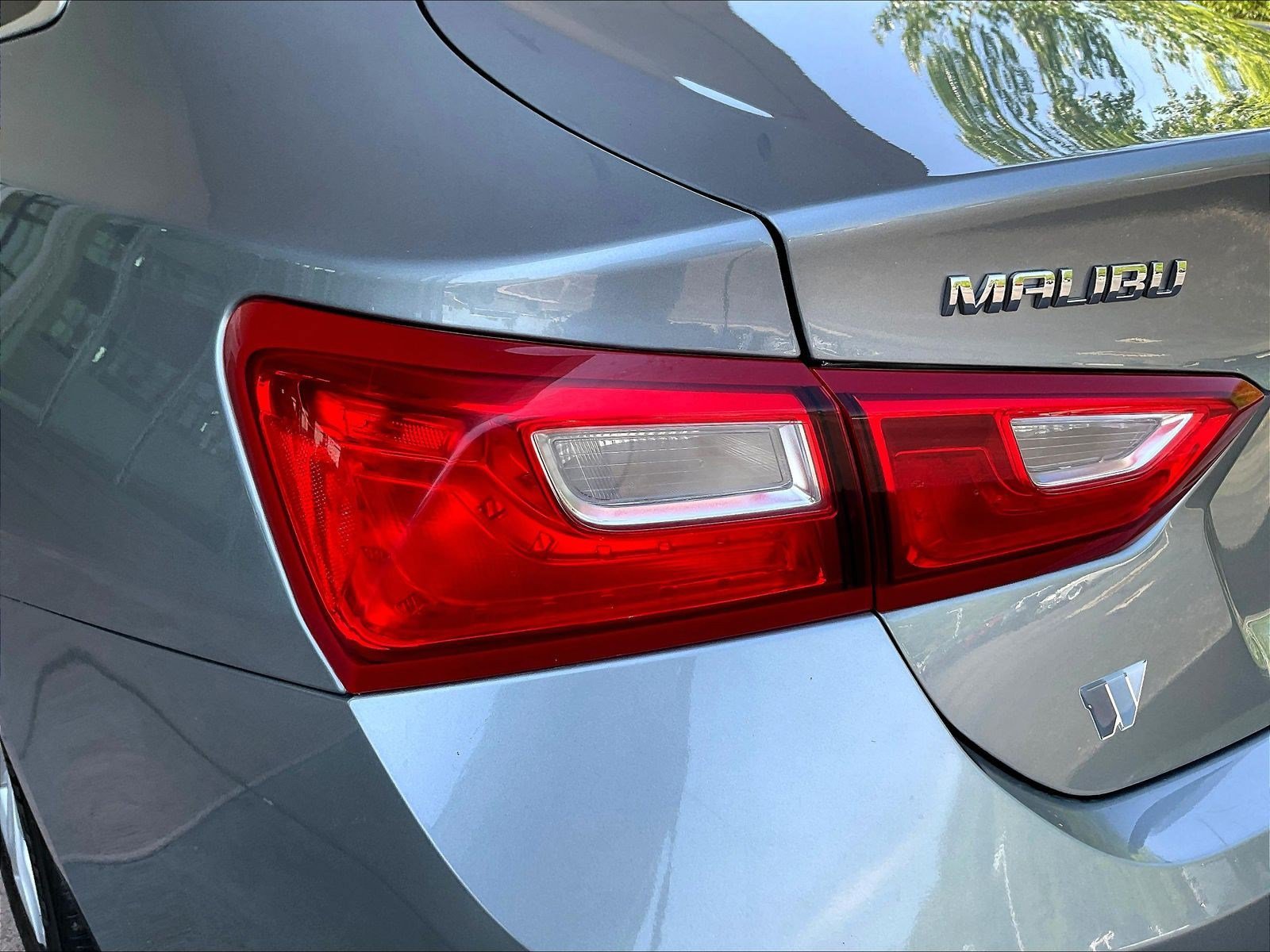 Used 2023 Chevrolet Malibu LT FWD image 22