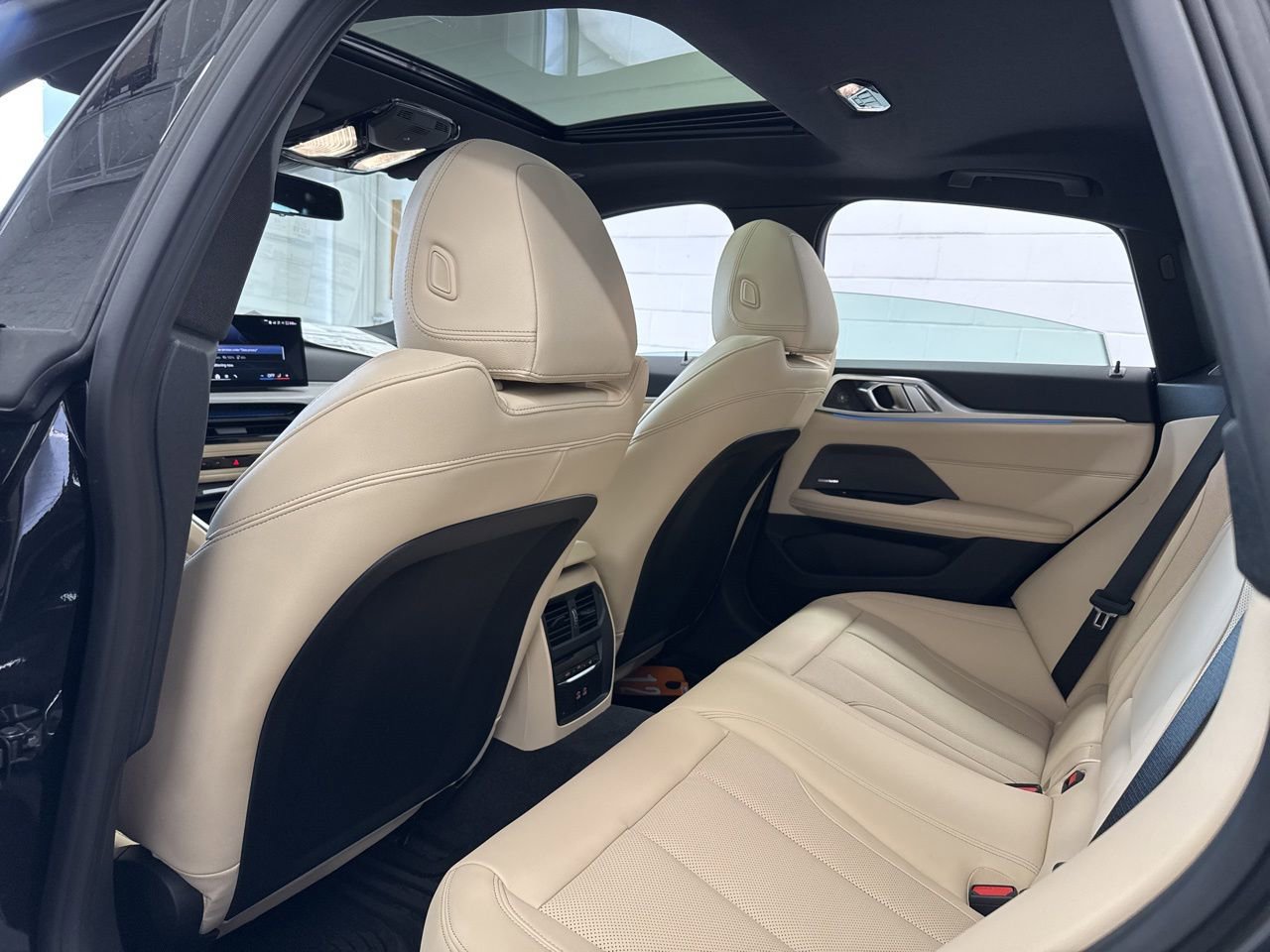 New 2025 BMW i4 xDrive40i image 44