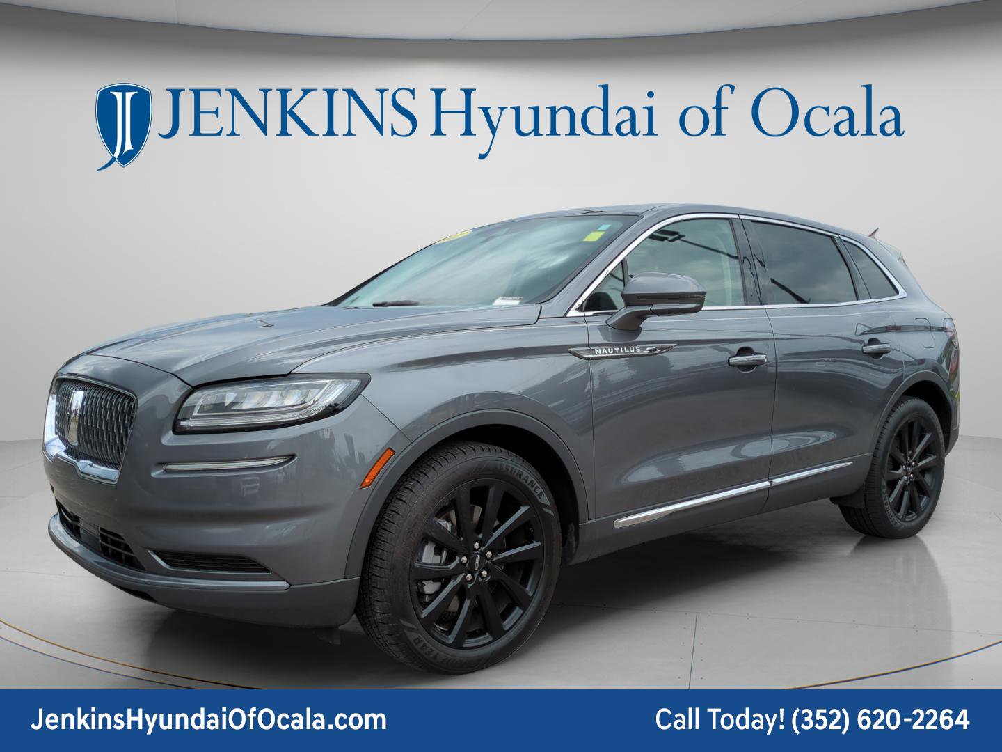 Used 2022 Lincoln Nautilus Reserve w/ Monochromatic Package image 7