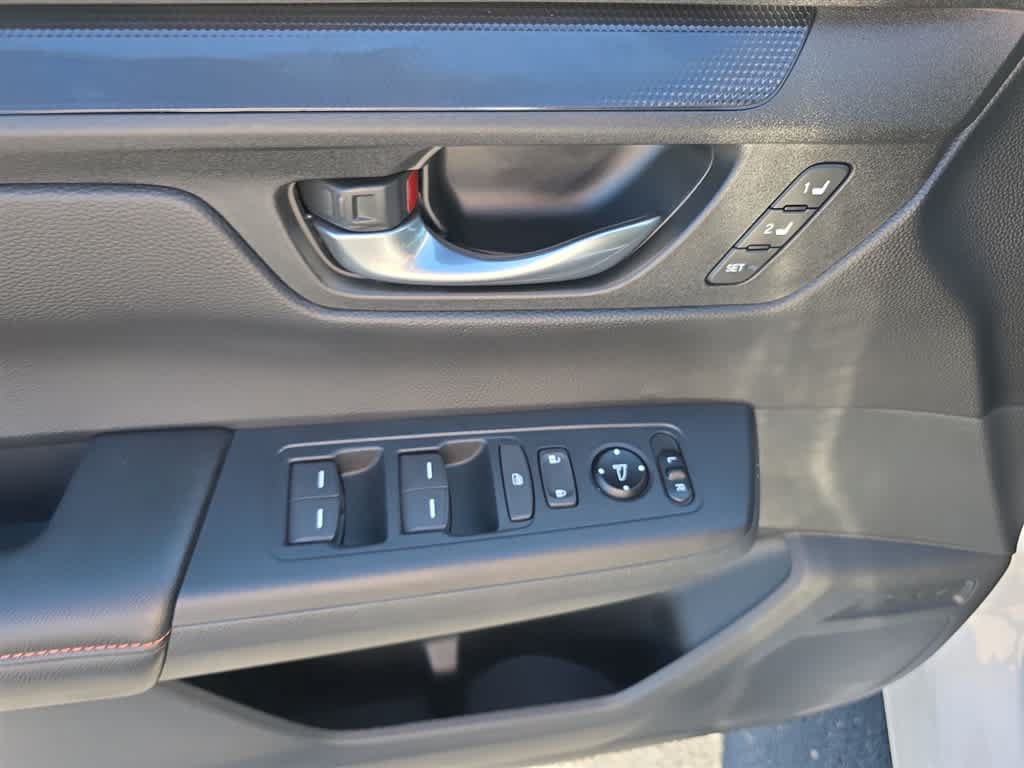 Used 2026 Honda CR-V Sport-L image 17