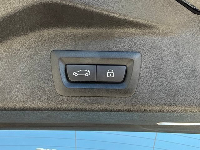 Used 2025 BMW X5 xDrive40i w/ Premium Package AWD/4WD image 15