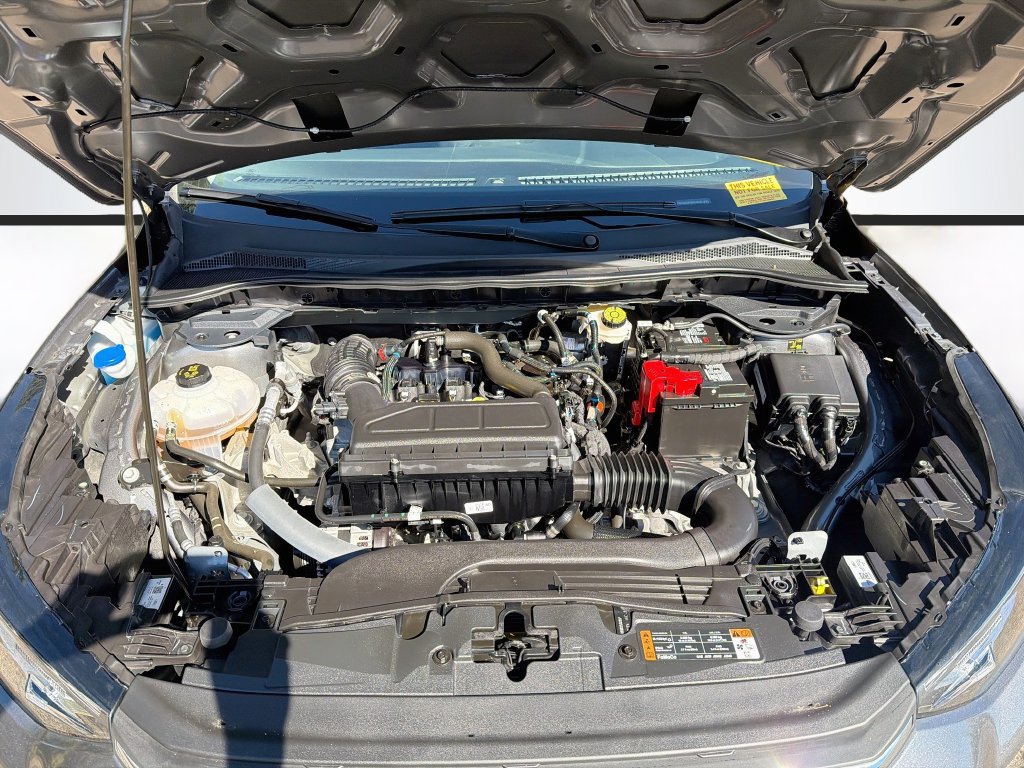 Used 2024 Ford Escape Active w/ Tech Pack #1 AWD/4WD image 32