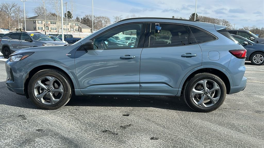 Used 2024 Ford Escape ST-Line w/ Tech Pack #1 image 4