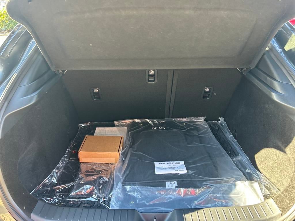 New 2025 MAZDA CX-30 2.5 Turbo w/ Premium Plus Pkg image 9