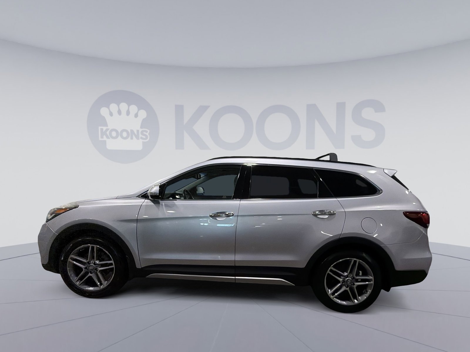 Used 2018 Hyundai Santa Fe Limited AWD/4WD image 2
