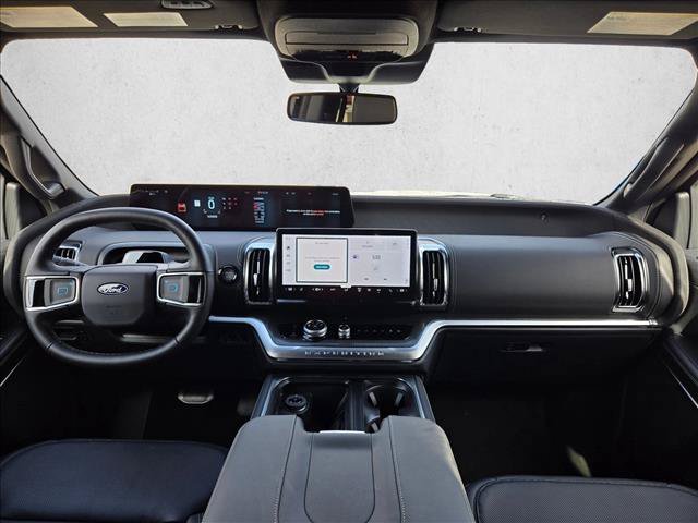 New 2027 Ford Expedition Max Platinum w/ Stealth Appearance Package RWD image 15