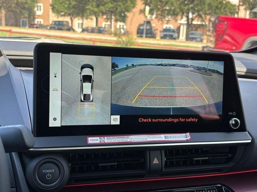 New 2025 Toyota Prius Plug-In Hybrid image 19