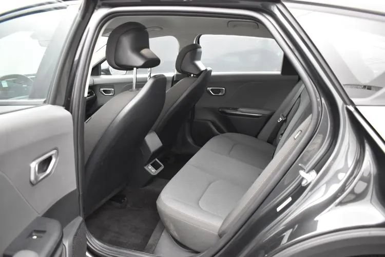 Used 2025 Kia K4 FWD image 15