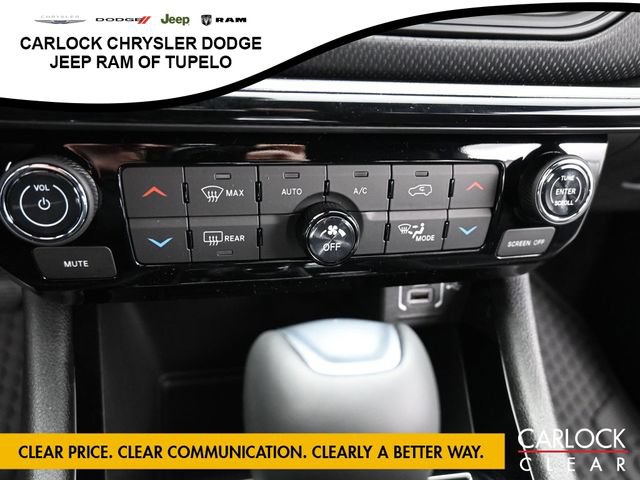 New 2026 Jeep Compass Latitude w/ Sun and Sound Group AWD/4WD image 24