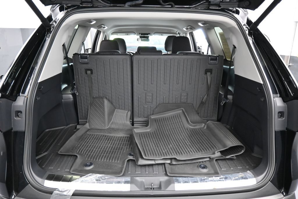 Used 2025 Toyota Grand Highlander FWD image 37