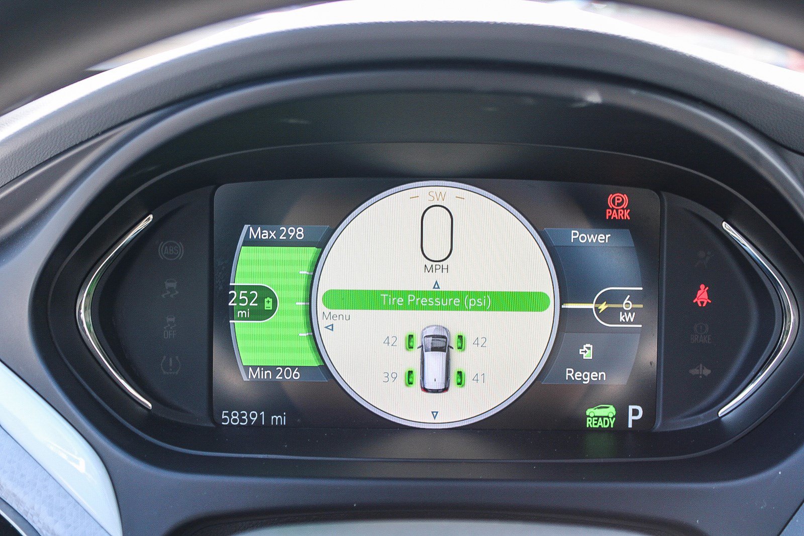 Used 2021 Chevrolet Bolt LT FWD image 25