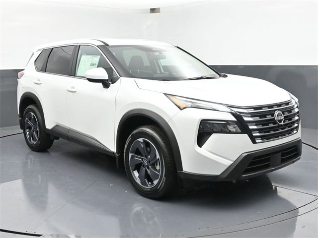 New 2026 Nissan Rogue SV image 2