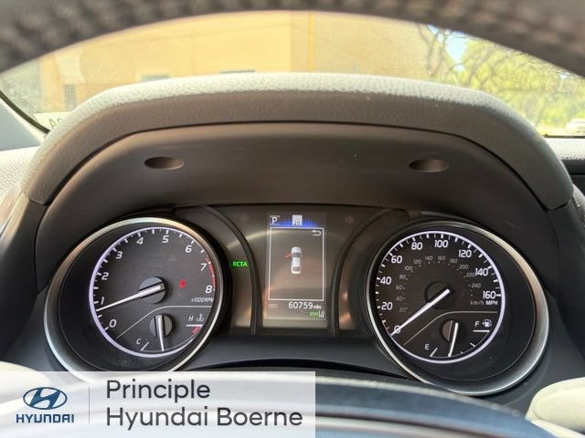 Used 2024 Toyota Camry SE w/ Convenience Package FWD image 9