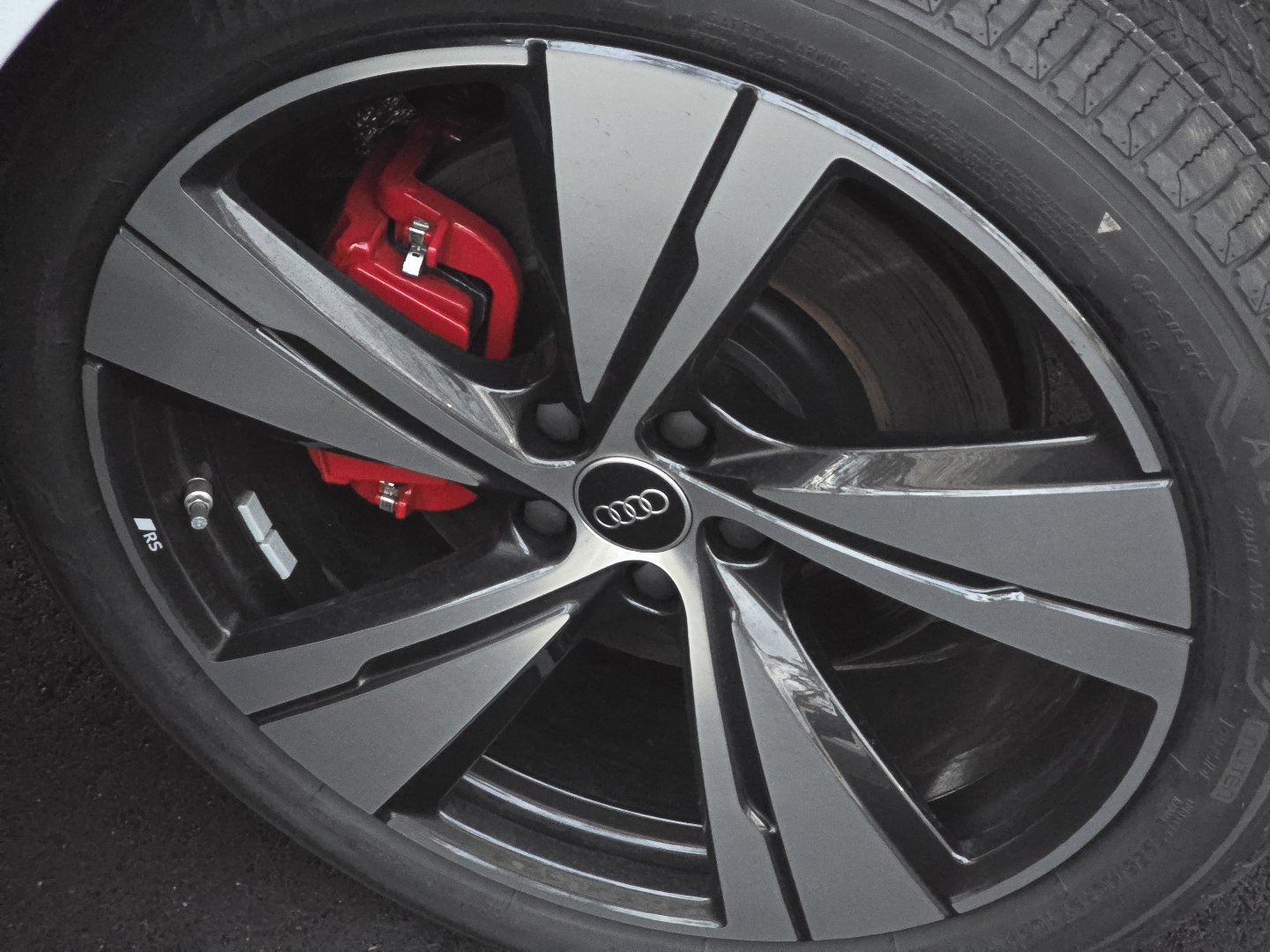 New 2025 Audi SQ5 Premium Plus image 29