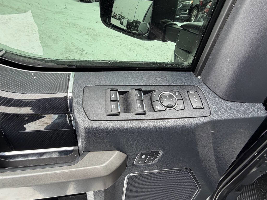 Used 2022 Ford F450 Platinum w/ FX4 Off-Road Package image 14