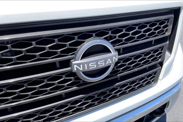 Used 2023 Nissan Titan SV AWD/4WD image 30