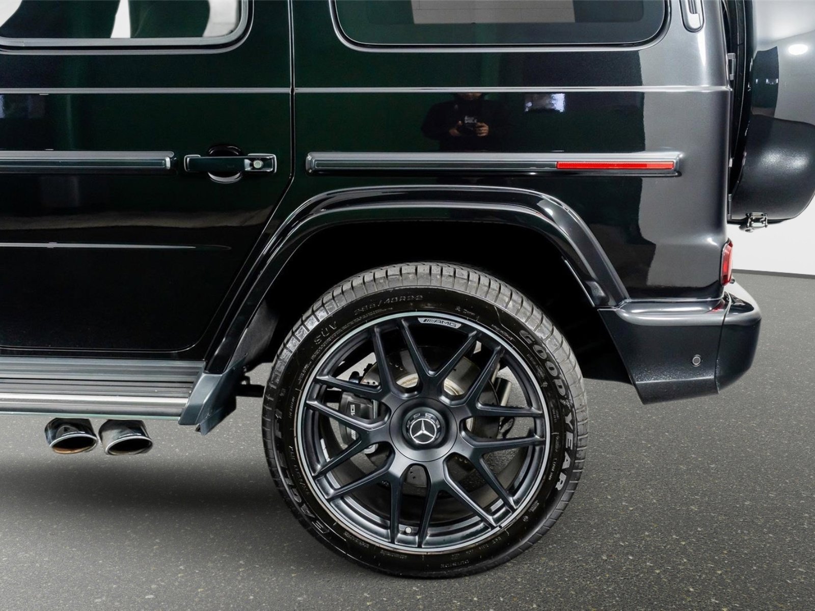 Used 2025 Mercedes-Benz G 63 AMG 4MATIC image 17