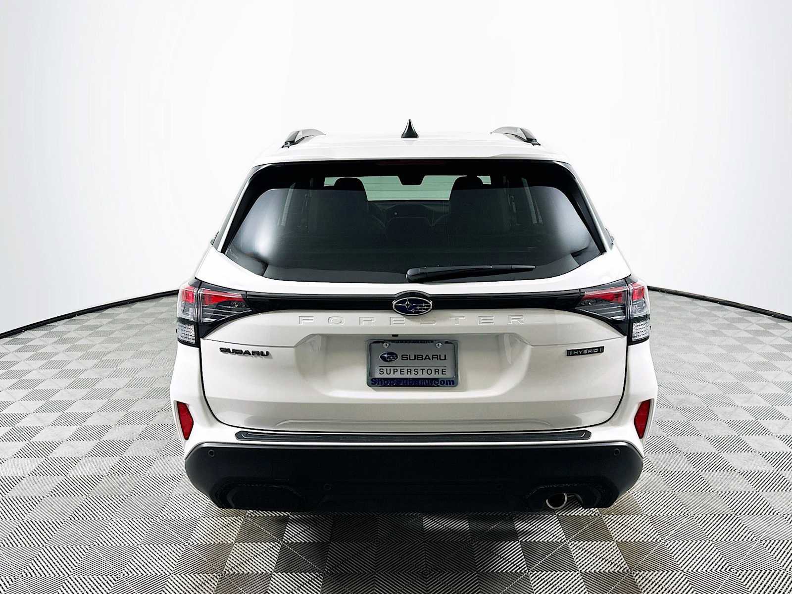 New 2025 Subaru Forester Touring image 6