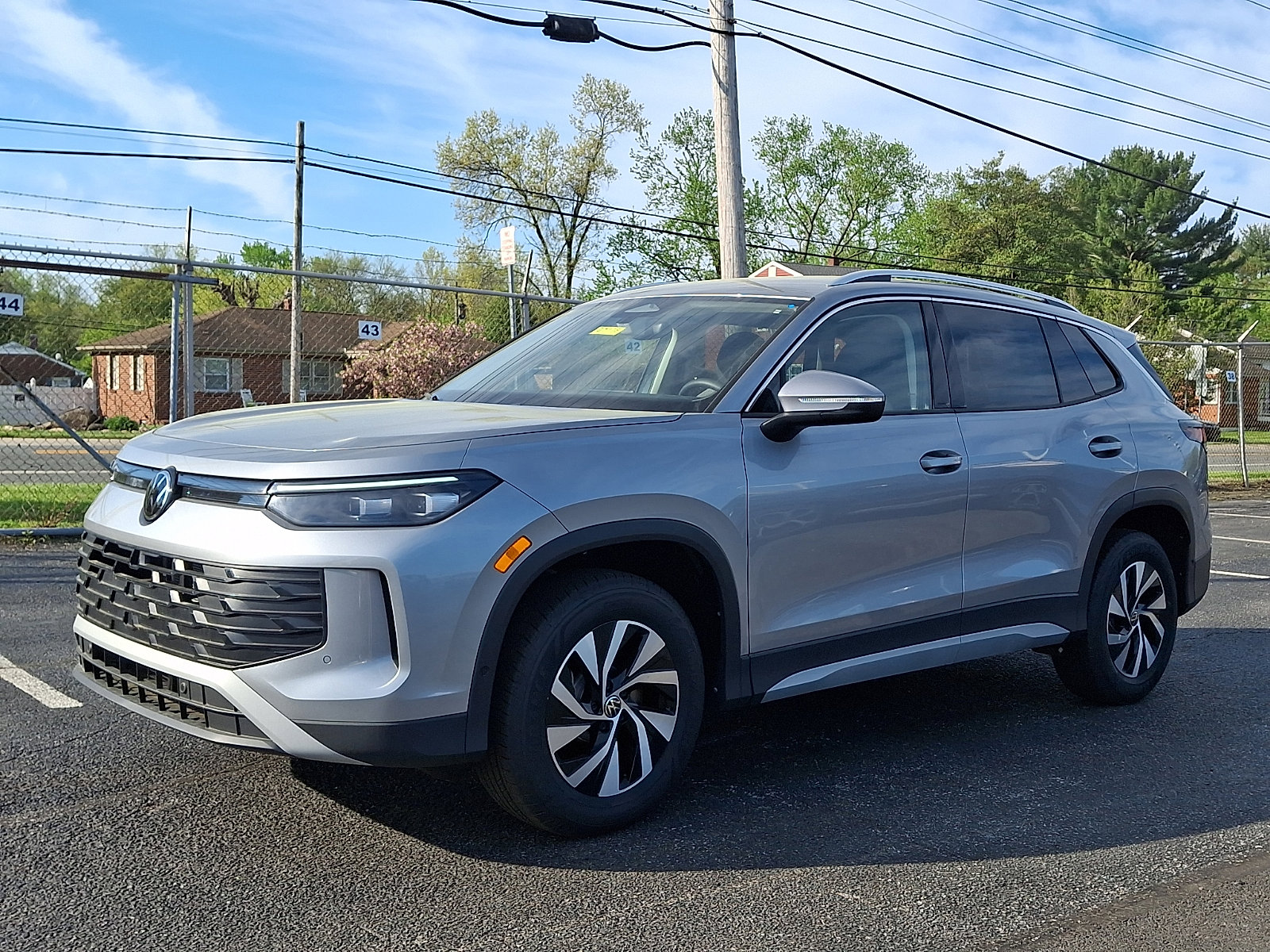 New 2026 Volkswagen Tiguan S AWD/4WD image 2