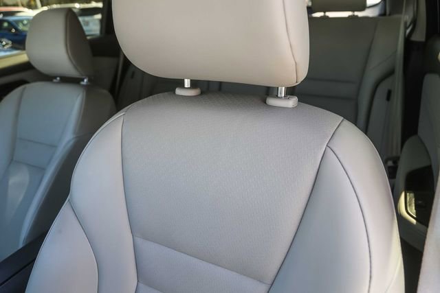 Used 2025 Nissan Rogue SV w/ SV Premium Package image 26