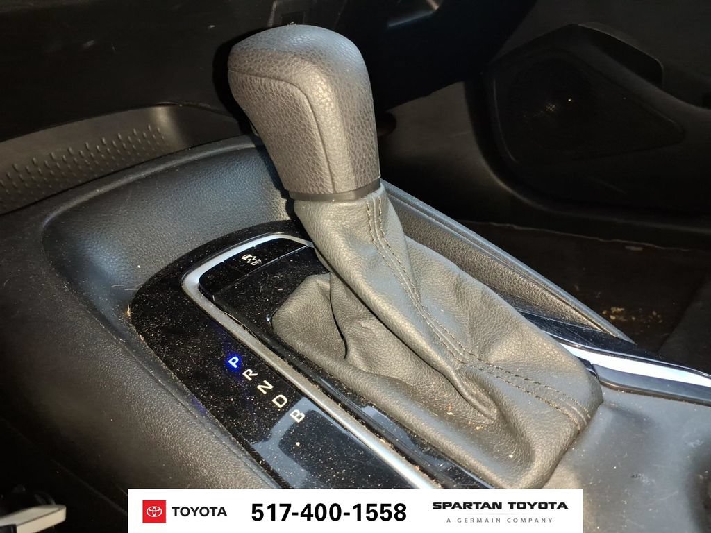 Used 2024 Toyota Corolla LE FWD image 21