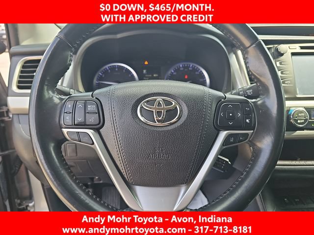 Used 2019 Toyota Highlander XLE FWD image 14