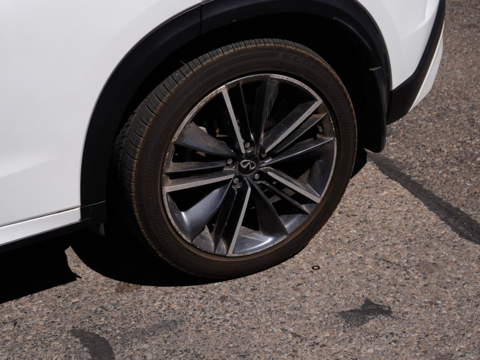 Used 2023 INFINITI QX55 Essential AWD/4WD image 15