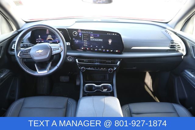 Used 2025 Chevrolet Traverse LT image 17