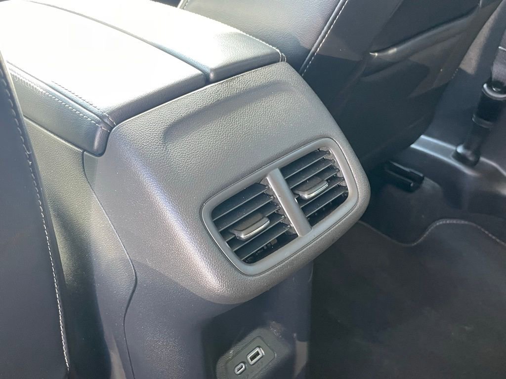 Used 2023 Buick Envision Essence FWD image 24