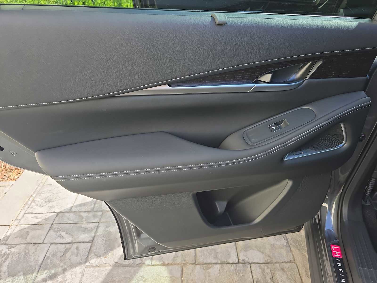 New 2026 INFINITI QX60 Autograph w/ Dark Cargo Package image 14